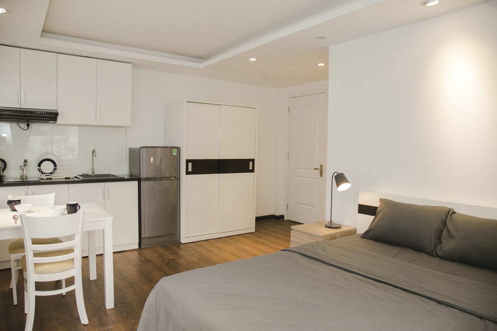 White Home Хошимин Экстерьер фото